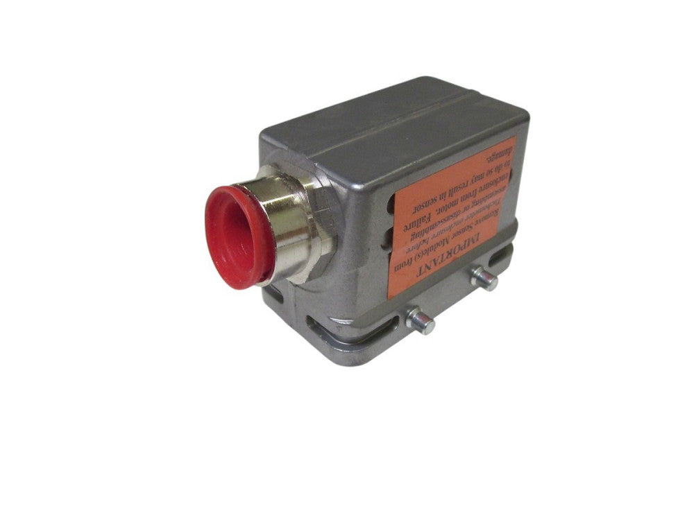 AMPHENOL C14610B0101021 FEMALE BASE W/ COVER 600V (AS PICTURED) UNMP