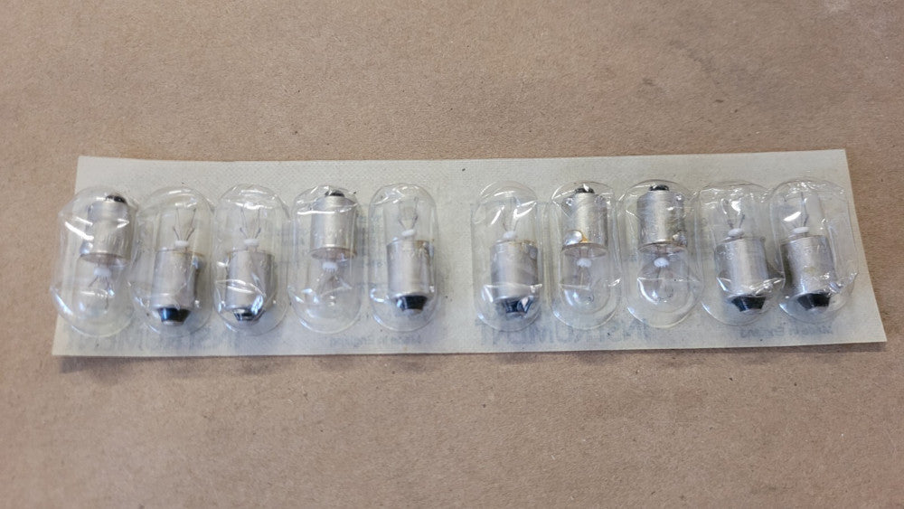 Pack Of 10 General Instruments 5-CM757 T-3/4 MIN-BAY 28V Lamps / Light Bulbs