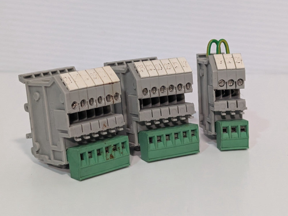 Lot of 15 Phoenix Contact UK3-MVSTB-5.08 DIN terminal blocks 5.08mm 250V