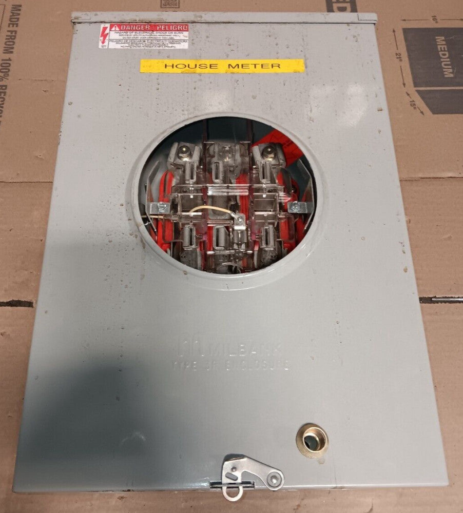 MILBANK U9700L 200 AMP RINGLESS METER SOCKET LEVER BYPASS 7-JAW 600V 3Ø