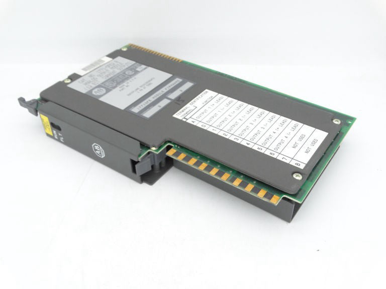 ALLEN BRADLEY 1771-OFE2 PLC MODULE - Used