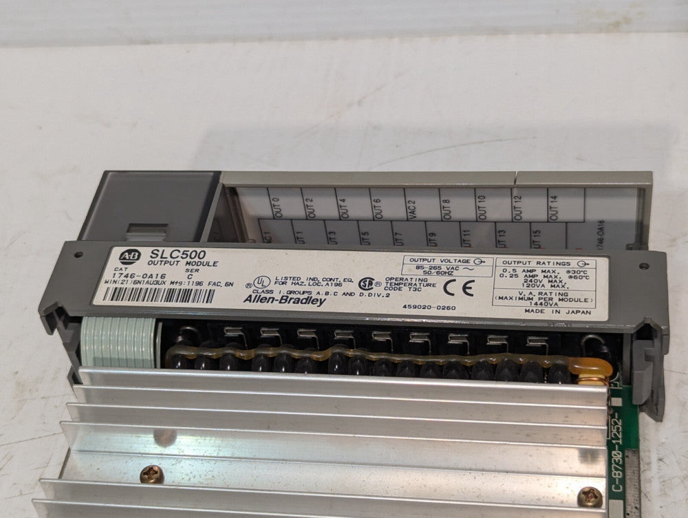 Allen Bradley SLC 500 Output Module 1746-OA16 Series C   + Returns