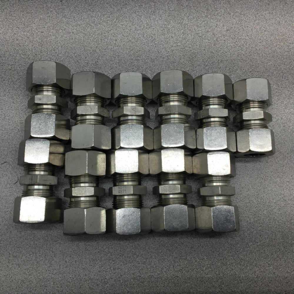 NEW NO BOX (LOT OF 11) PH M15 X M15 FEMALE TUBE CONNECTOR 15L-4571