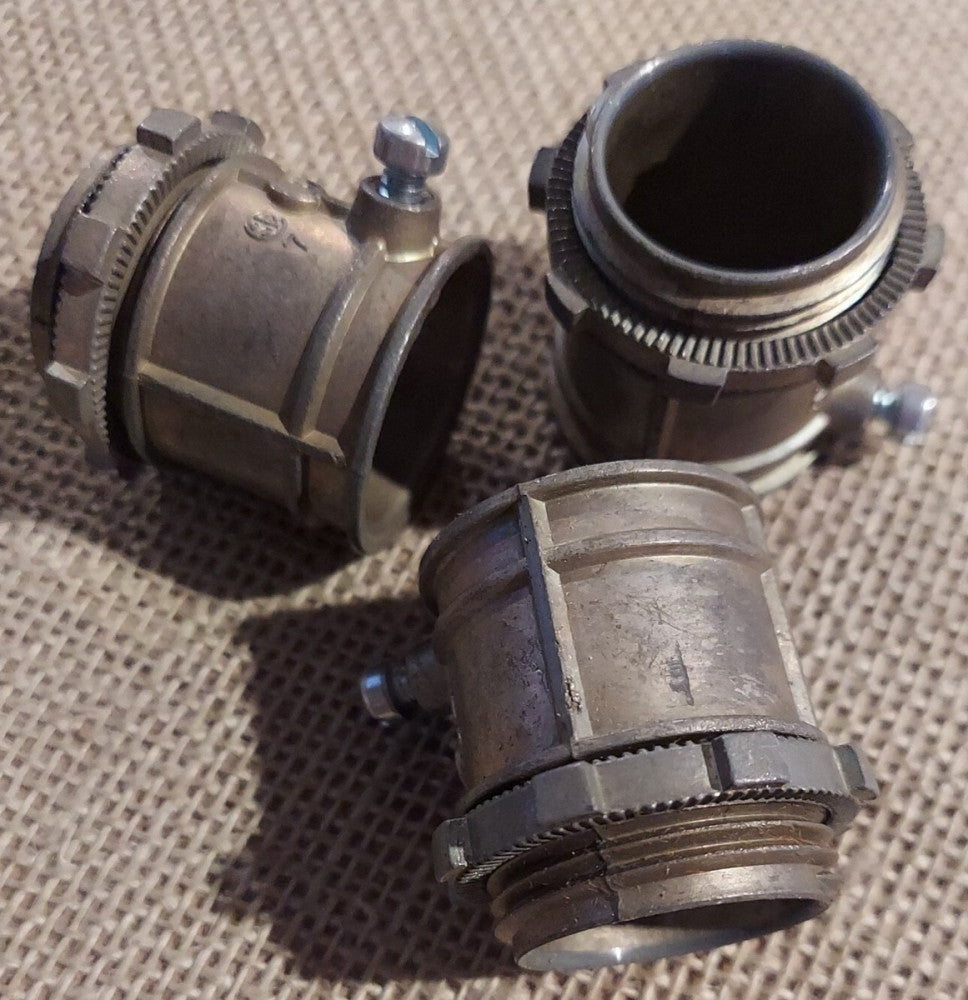 Lot of 3 - Bridgeport 232-DC2, EMT Connector, 1 Set Screw Conn. Zinc