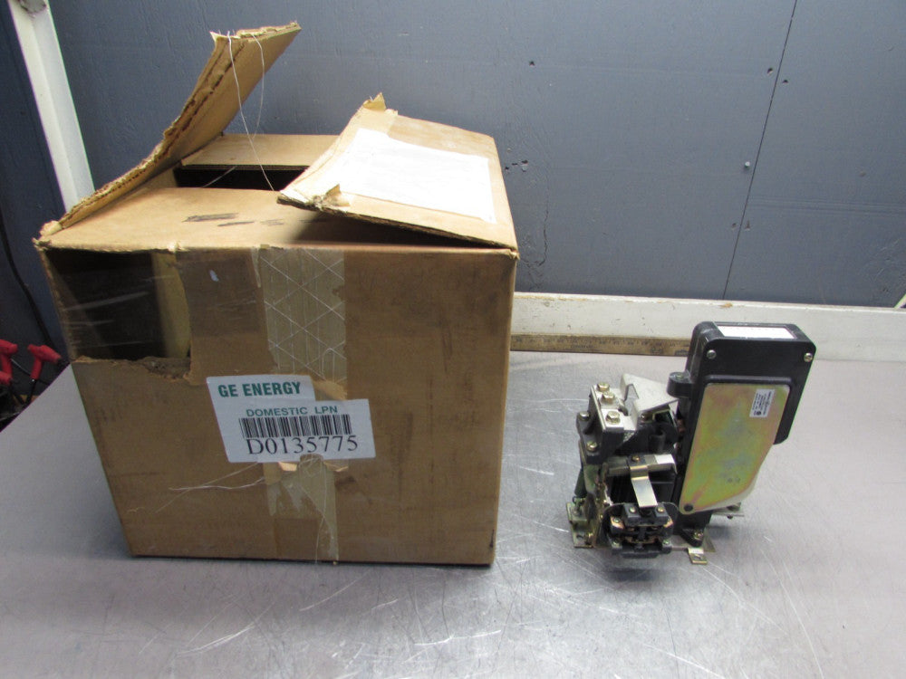 NEW! General Electric  5A01JXA003XT, Contactor DS303A , 300A /600VDC, MAKE OFFER