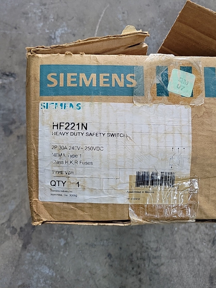 SIEMENS HF221N 30A AMP 2P POLE 240V NEMA 1 FUSIBLE HD SAFETY SWITCH