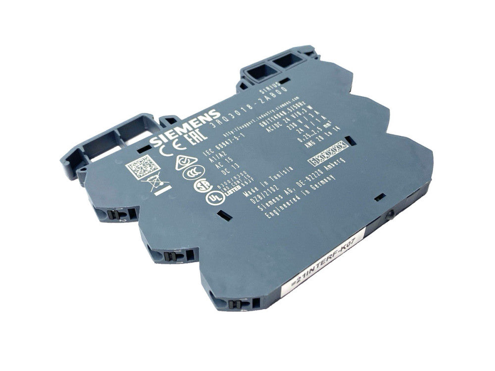 Siemens 3RQ3018-2AB00 Coupling Relay 24V AC/DC 6A