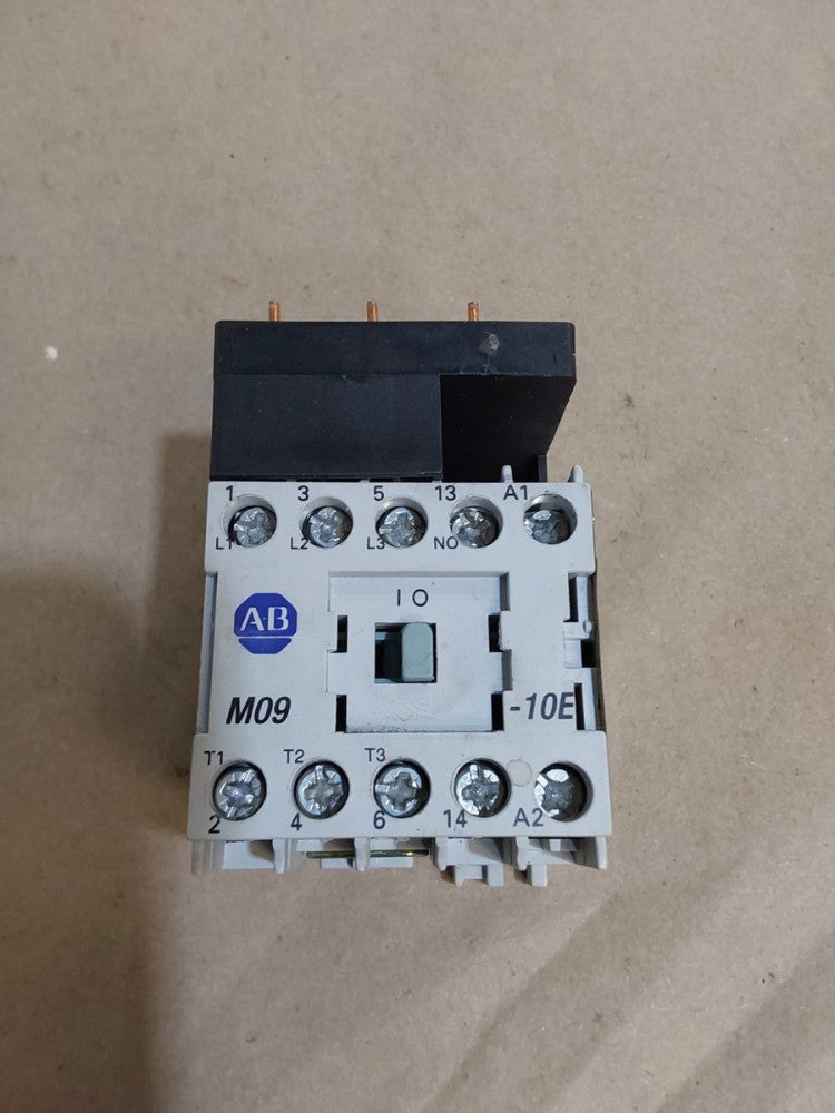 Allen Bradley 190E-NND2-CC10S SER B Contactor M09-10E