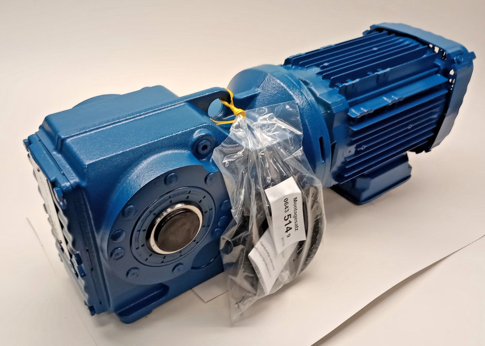 SEW EuroDrive KA47-DRN80M4-90.86 Gear Motor 3ph 1hp 230/460V 1751/19 Ratio 90.86