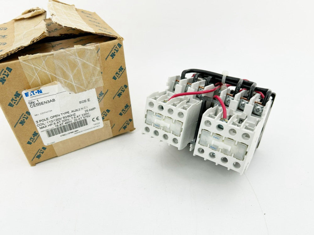 New Eaton CH CE55EN3AB Reversing Contactor, 110-120V 50/60Hz, 25 A, 3 Pole