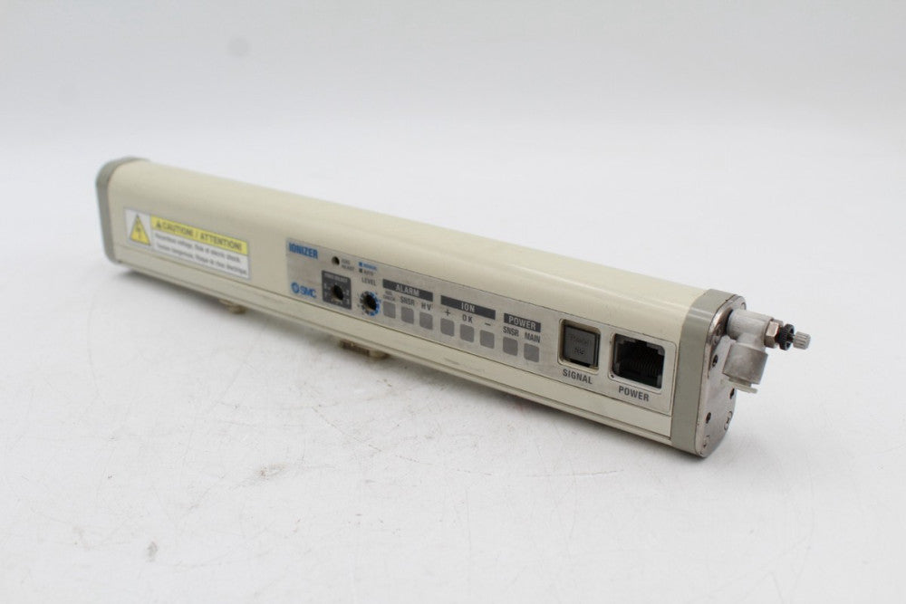 SMC IZS31-300-B Electrostatic Eliminator (Broken Connector Ports)