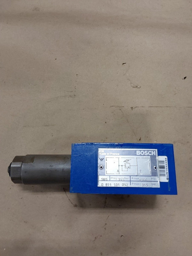 BOSCH Valve 0 811 101 257.  4500psi 