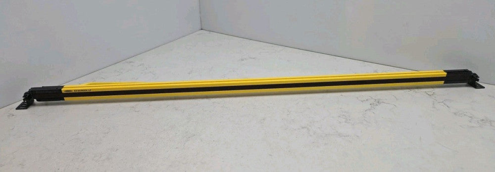 Banner Engineering SLPR25-970P8 EZ-Screen Low Profile Receiver 970mm Area 83581