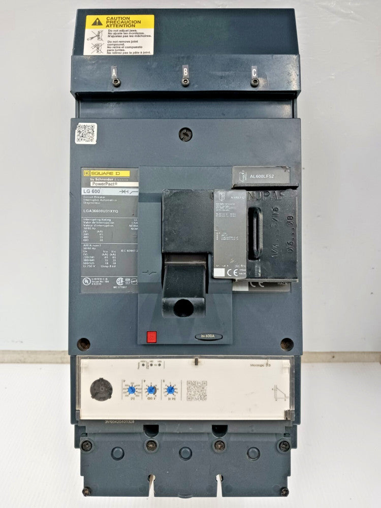 Square D PowerPact 600 Amp I-Line Circuit Breaker 3 Pole 600 VAC LGA36600U31XYQ