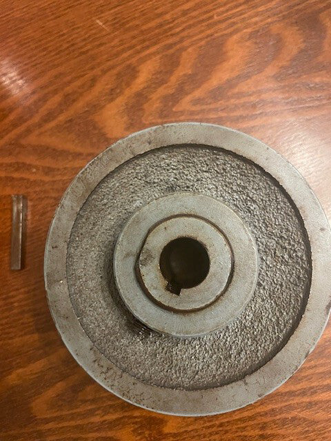 (3) Pulley Lot - Chicago, Maska