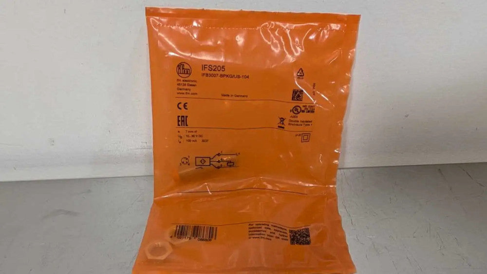 IFM Efector IFS205 Inductive Sensor 7mm 10-30VDC 100mA