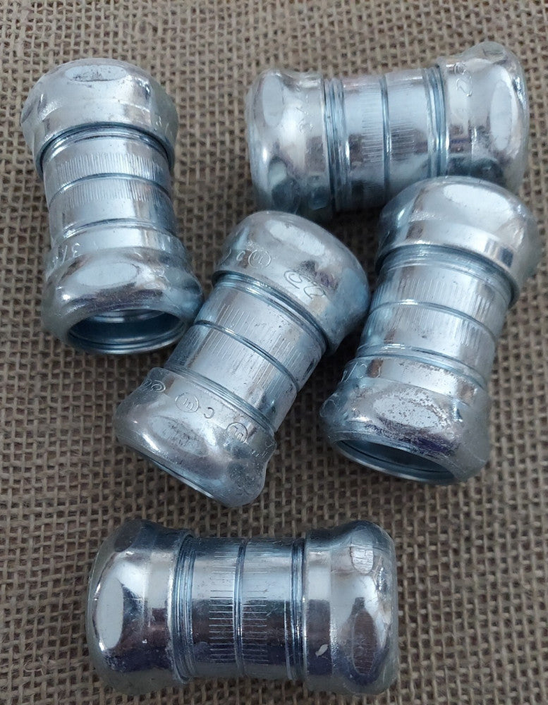 Lot of 5 - 3/4" EMT Compression Coupling