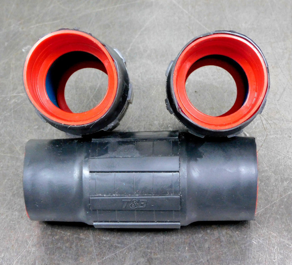 Ocal CPL11/4-G PVC Coated Conduit Coupling 1-1/4in FNPT Lot of Three (3)
