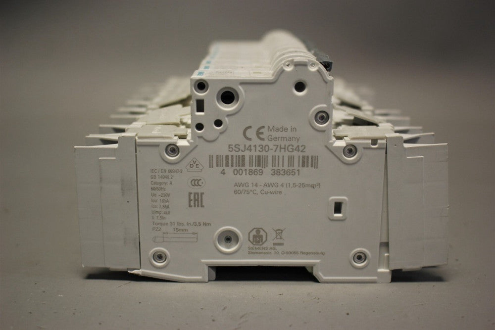 Lot of 8 SIEMENS CIRCUIT BREAKER 5SJ4130-7HG42
