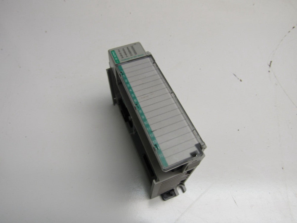 ALLEN BRADLEY 1769-OB16P SER-B REV-2 F/W-3.1 ELECT-FUSED OUTPUT MODULE XLNT USED