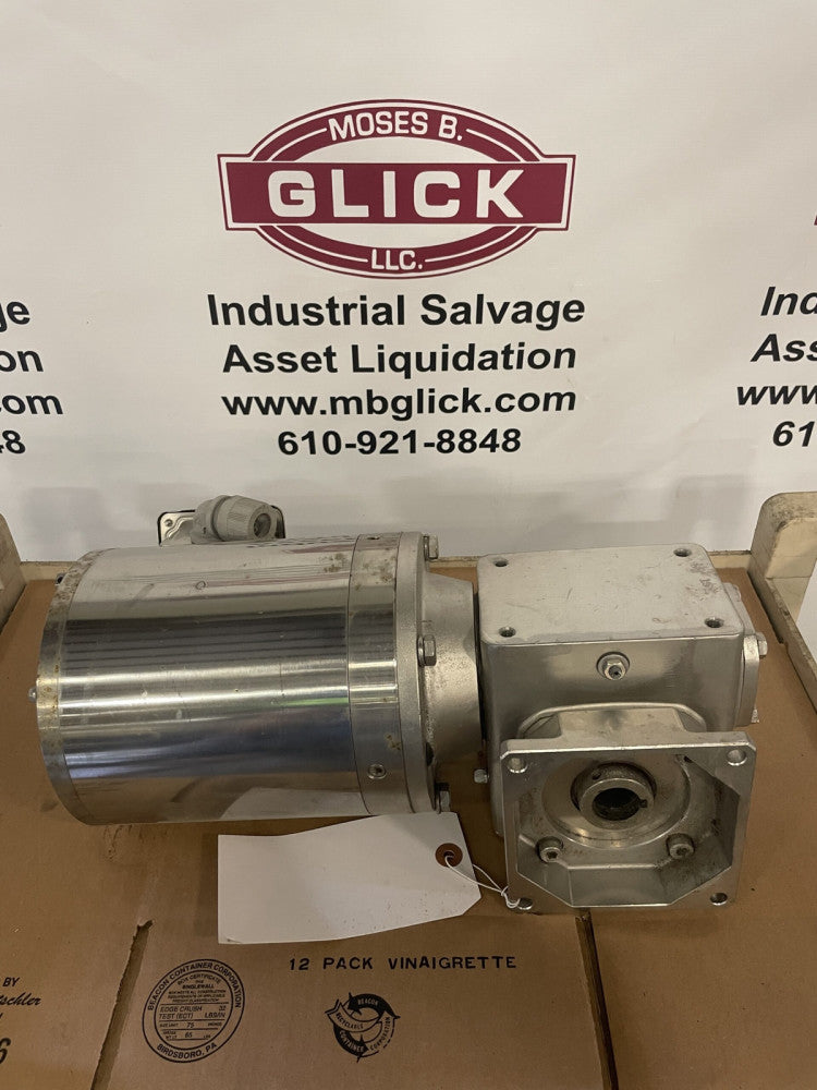 Sterling Electric S2175FHQ040561 Gearbox 40:1 w/ CZ6T17VC32A Washdown Motor