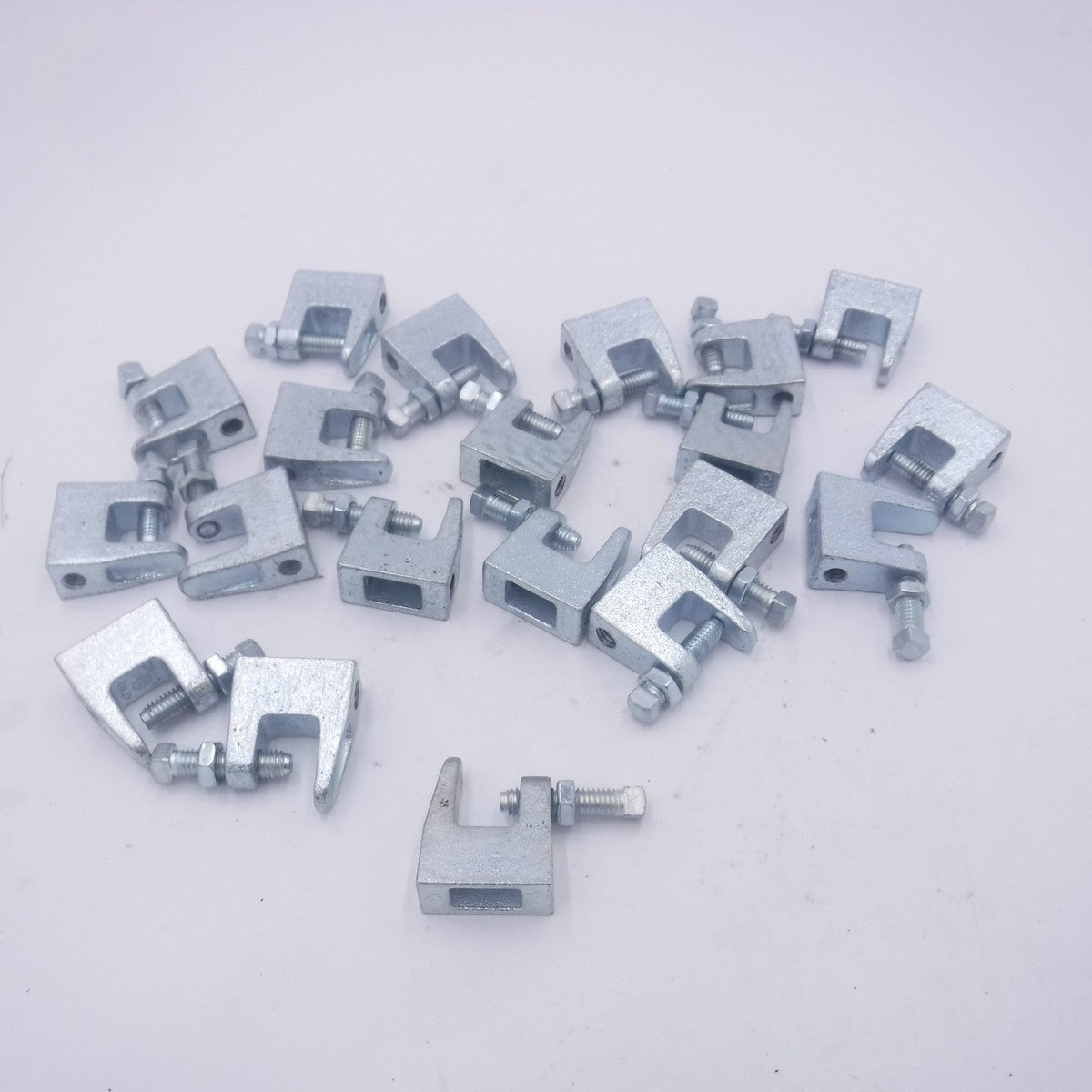 20 Pack Nvent Caddy 300 Rod To Beam Clamp Electrogalv 3/8-12", 3/4" Jaw Opening
