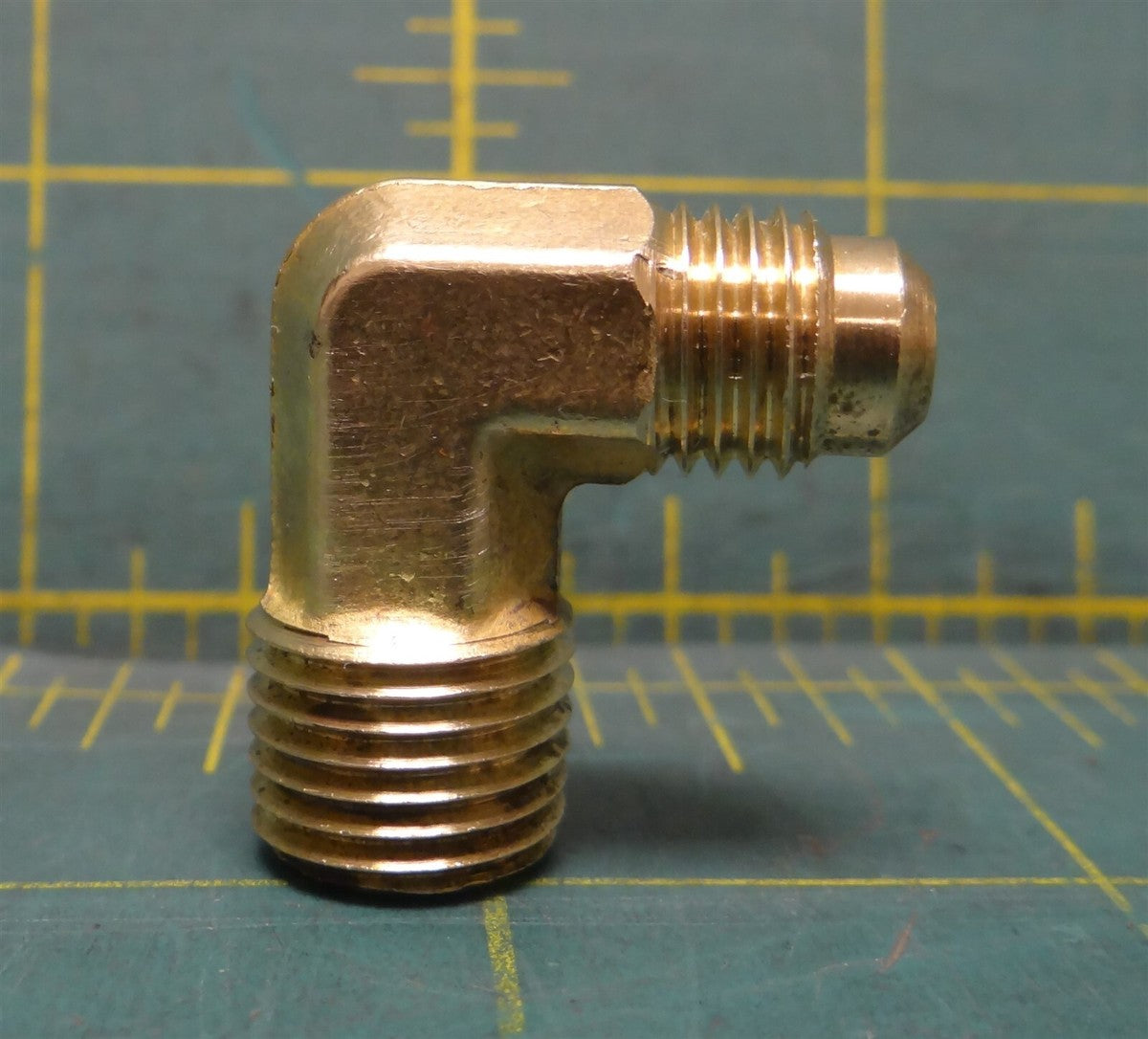 3/8" Male JIC Flare X 1/4" Male NPT 90° Degree Brass Elbow Pipe Fitting Adapter