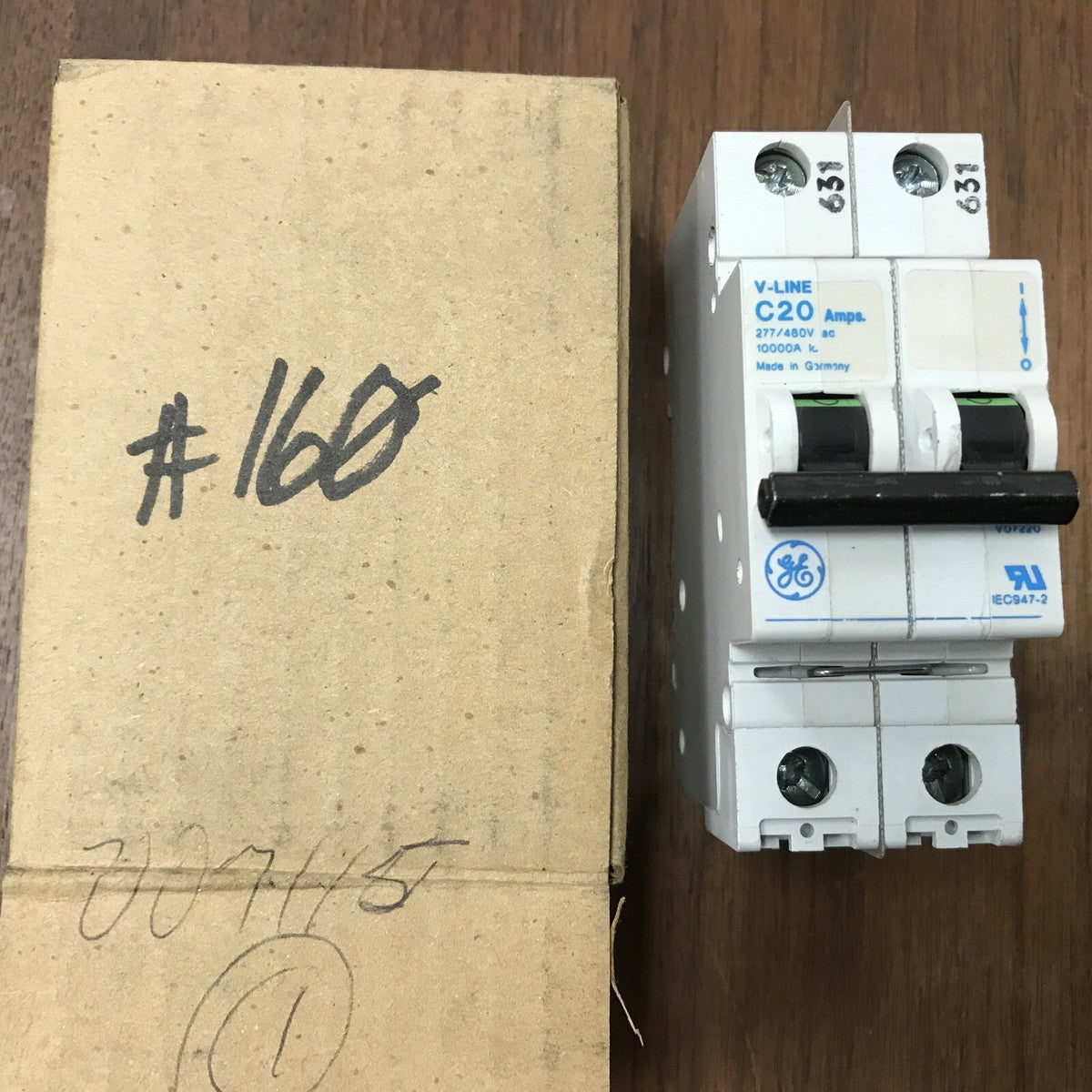 GE General Electric V07220 C20 20 Amps 277/480 VAC 2 Pole Circuit Breaker V-Line