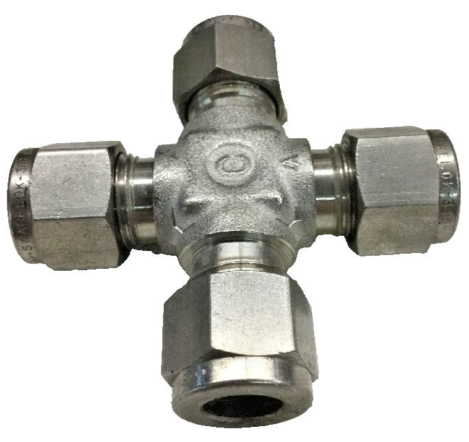 Swagelok (Crawford) Union Cross SS-600-4, 3/8" Tube Union Ends Tube Fitting