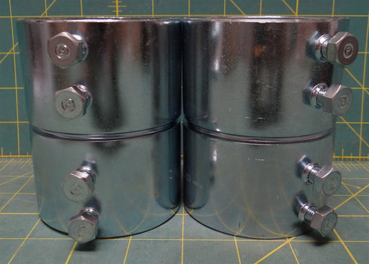 (2) 2-1/2" Crouse Hinds #466 Set Screw Type Coupling for EMT IMC & Rigid Conduit