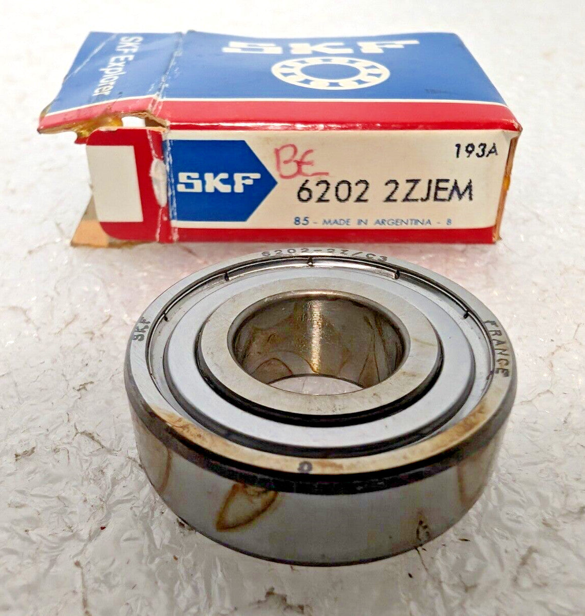 Lot of 2 SKF 6202-2ZJEM Radial Deep Groove Ball Bearings - Straight Bore