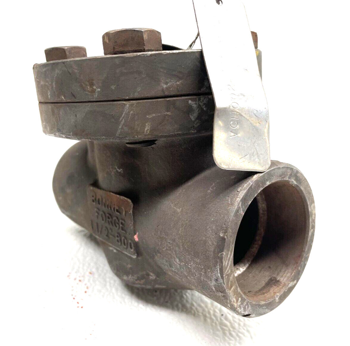 Swing Check Valve 1-1/2" 800 / 1975 PSI / A105N / Socket End / Bonney Forge HL61