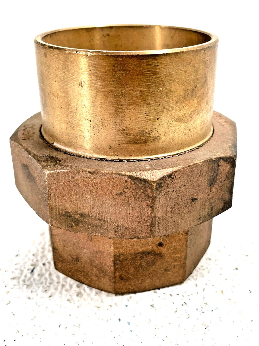 BRONZE UNION 2-1/2" CTS Solder Joint (Sweat) Ends 125# Pipe Fitting