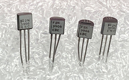 2N3906 transistor (Pack of 4),  Fairchild PNP switching TO-92