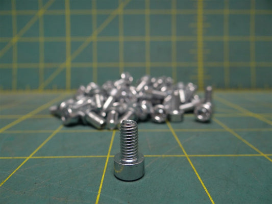 (Qty: 88) M5X0.8 Coarse Zinc-Plated Steel Socket Head Cap Screws 10mm Length