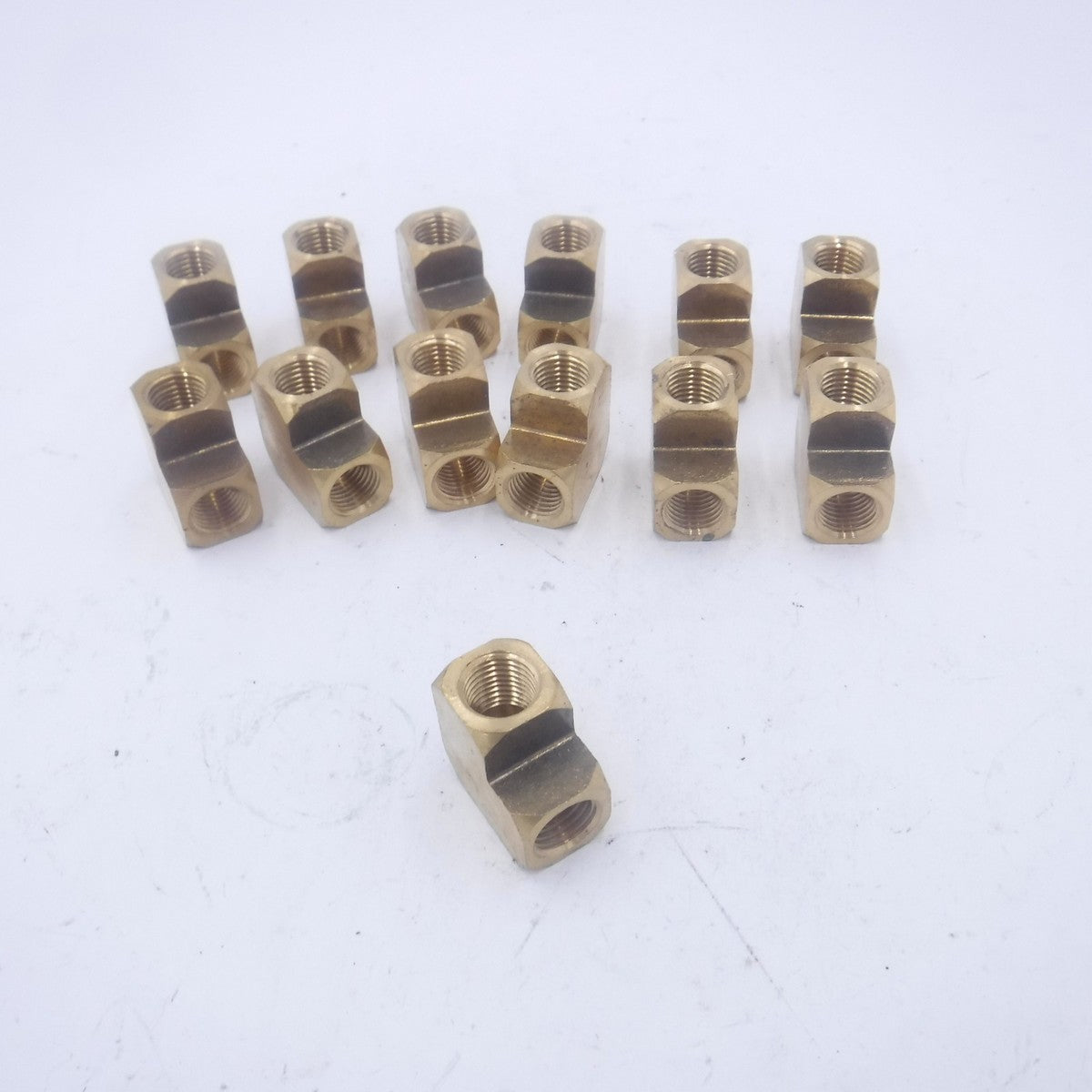 13 Pack 3/8" NPT x 3/8"NPT  Brass 90° Female Elbow