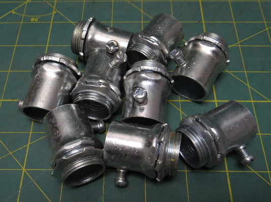 (9) 3/4" Crouse Hinds 451 Set Screw Type Connector for Thinwall EMT Conduit 