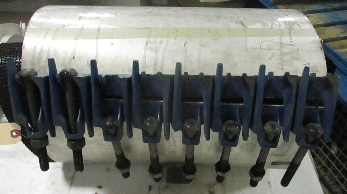 SMITH-BLAIR Full Circle Tapped Repair Clamp 12" (13.1-13.5 OD) x 20"lg x 1.25NPT