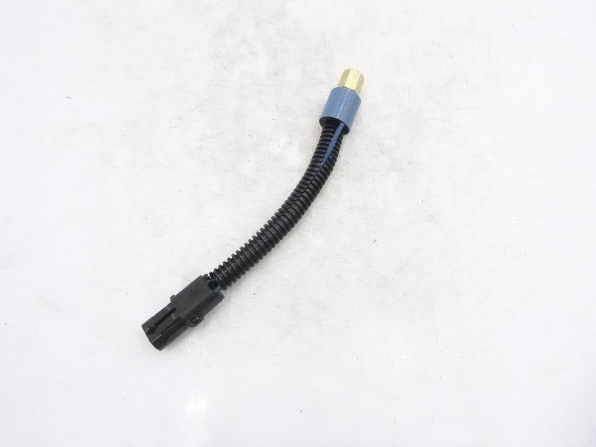 Genuine OEM CNH New Holland Pressure Switch for 1021G2 1121G2 1650M 2050M