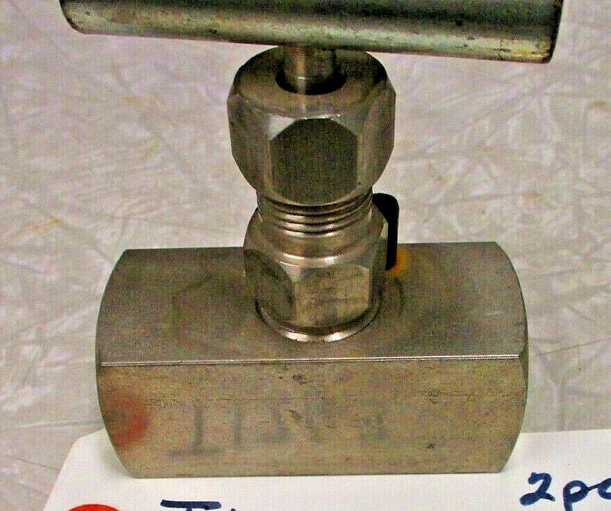 Needle Valve | FF-500-SS | 1/2" Female NPT | 6000 psi | Stainless (Lot of 2) 