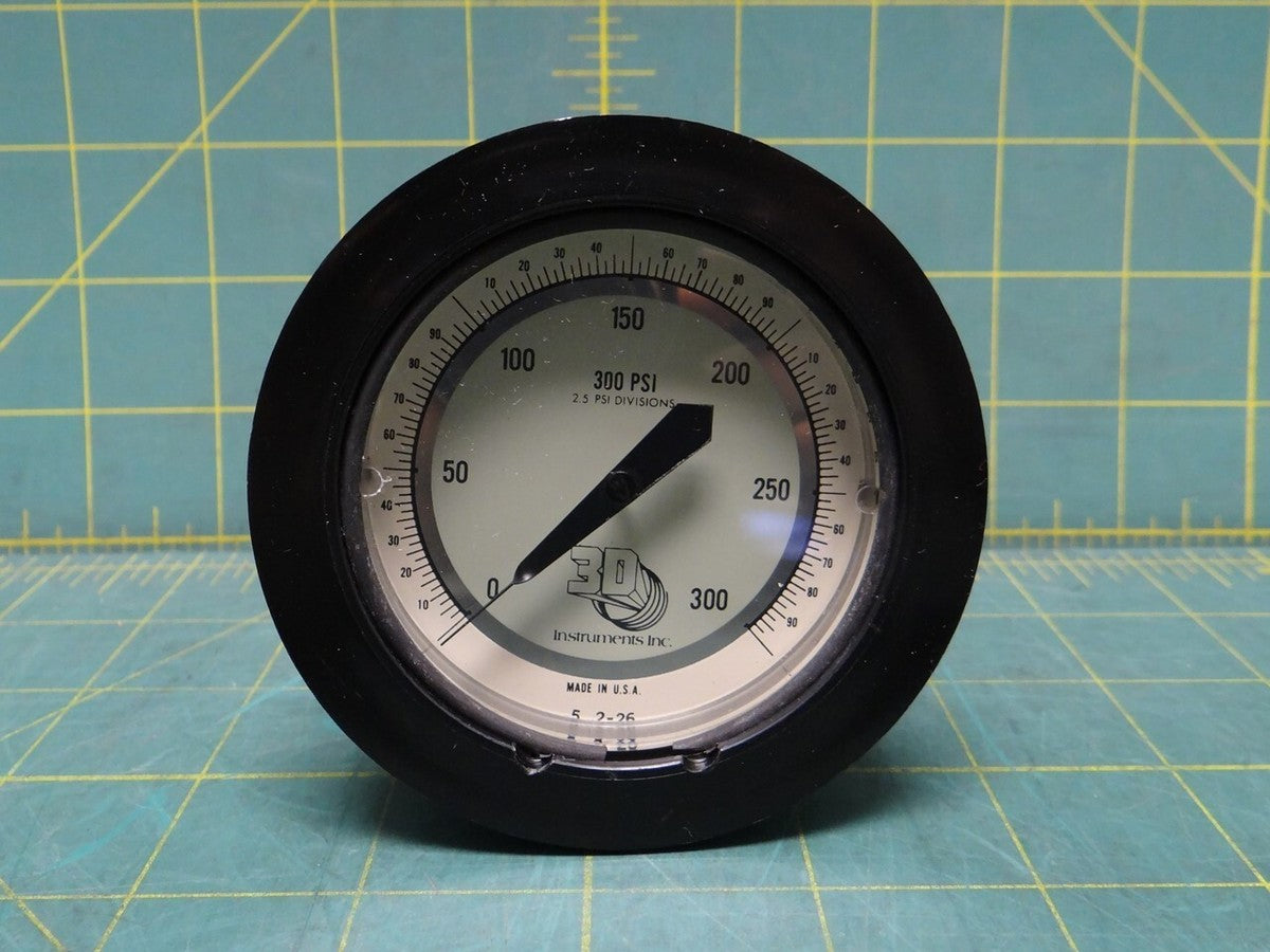 3D Instruments Pressure Guage 0-300 PSI PN: 25552-26B21 NSN: 6685-01-214-2572