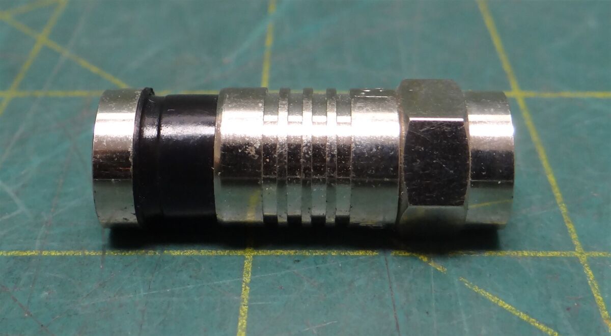 Type F Plug For R11 Compression Type Connector with O-Ring 1-1/4" L x 1/2" Dia
