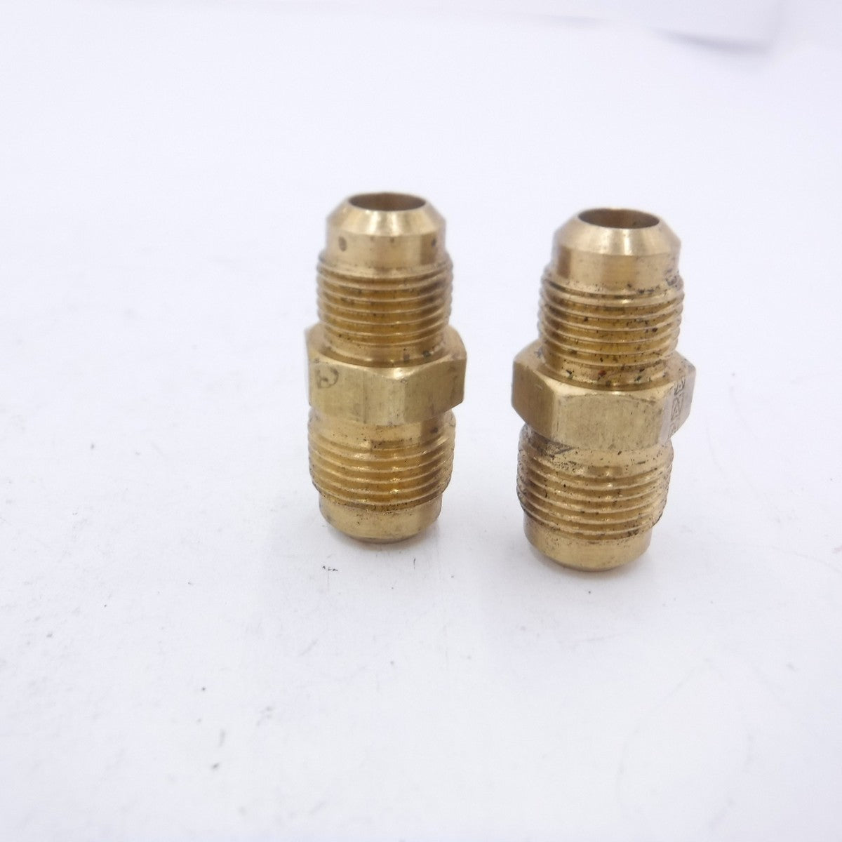 1/2" Male JIC 37° Flare x 3/4" Male JIC 37° Flare Brass Fitting