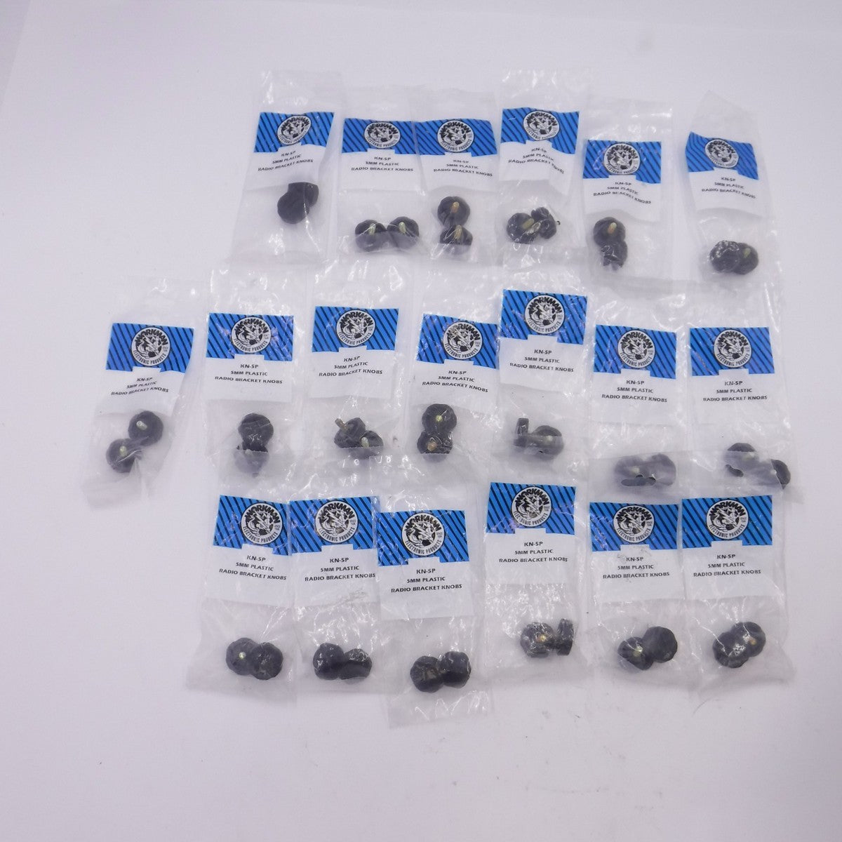 19 Pack (38 Knobs) Workman 5mm Black Plastic Radio Bracket Knobs KN5P