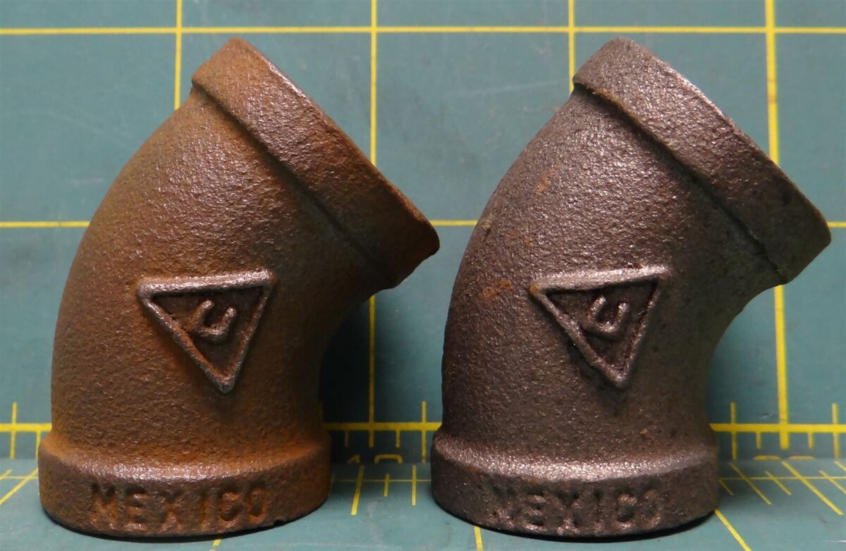 (2) 1/2" Pipe Size Malleable Iron Elbow, 45 Degree, FNPT Thread Type 