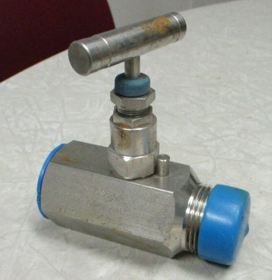1" Class 10,000 PSI MxF NPT Stainless Steel Needle Valve CHEMOIL SPV-16M16FT
