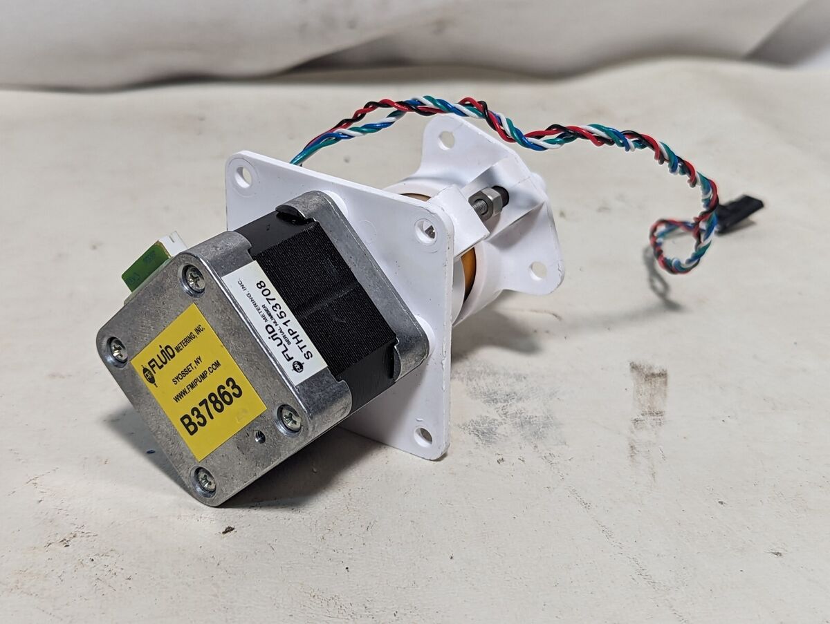 Fluid Metering B37863 metering pump, Beckman-Coulter