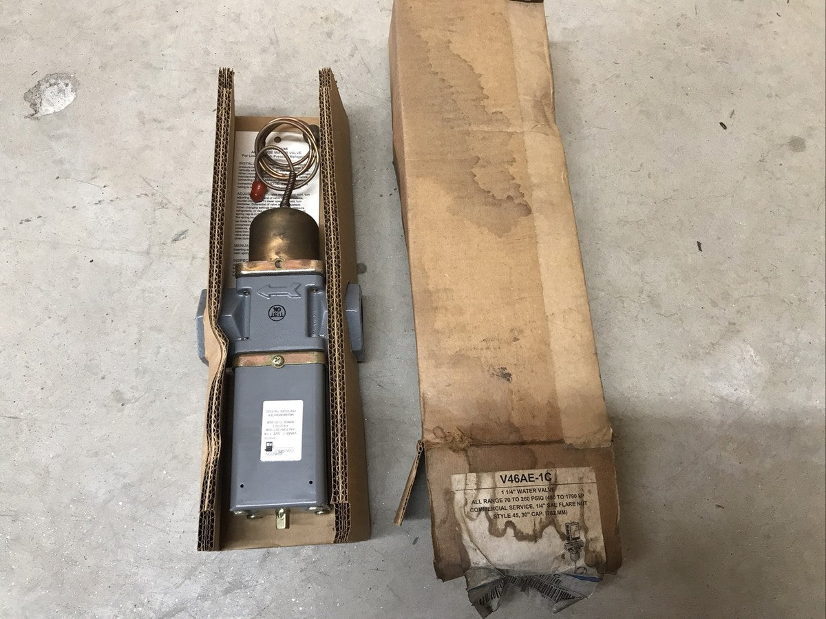 1 NEW JOHNSON CONTROLS V46AE-1C WATER REGULATING VALVE New Old Stock