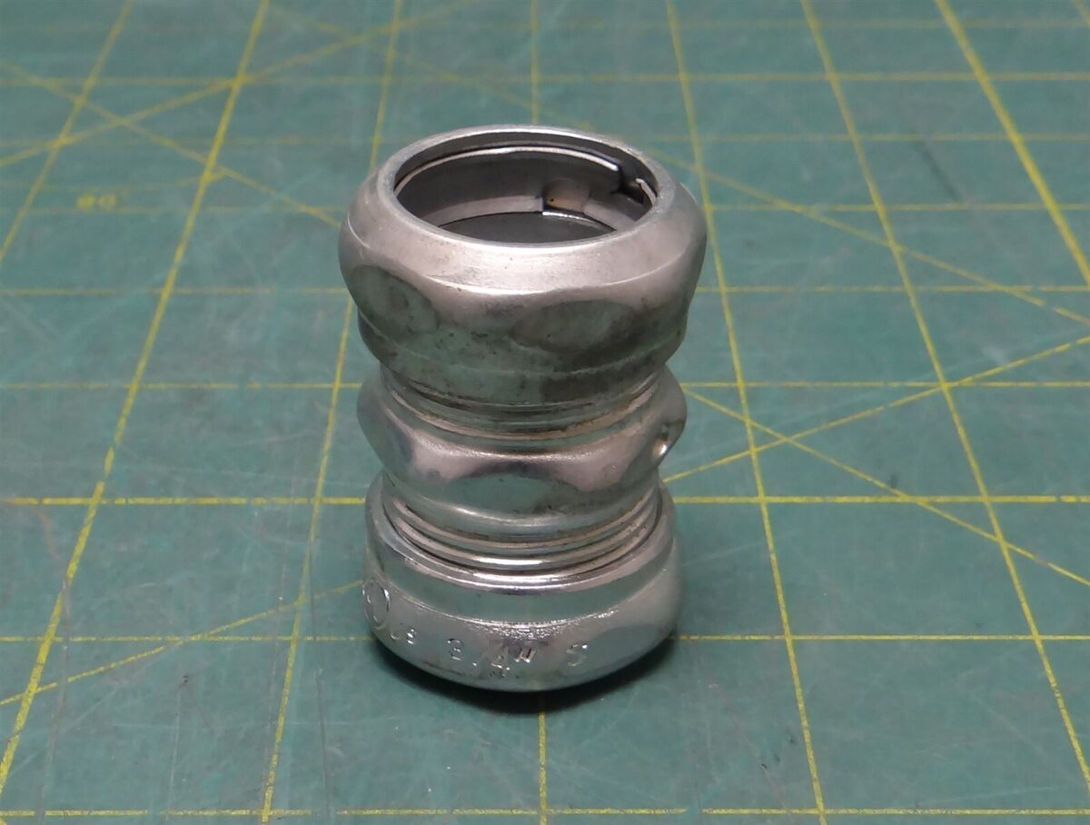 3/4" Thin Wall EMT Conduit Compression Coupling, Zinc Plated Steel, 2" Length