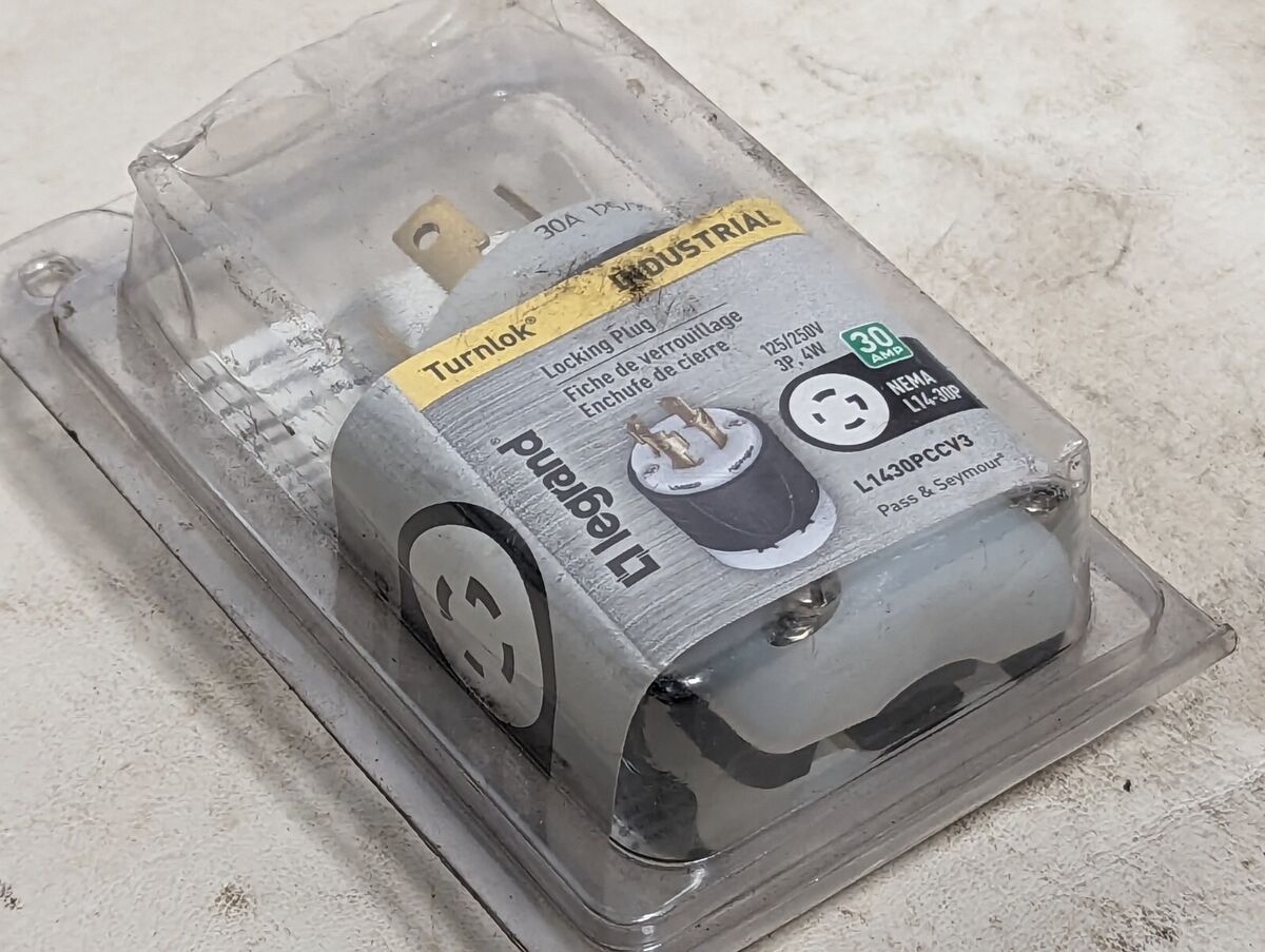 Pass & Seymour legrand L1430PCCV3 industrial locking plug, NEMA L14-30P, 125/250